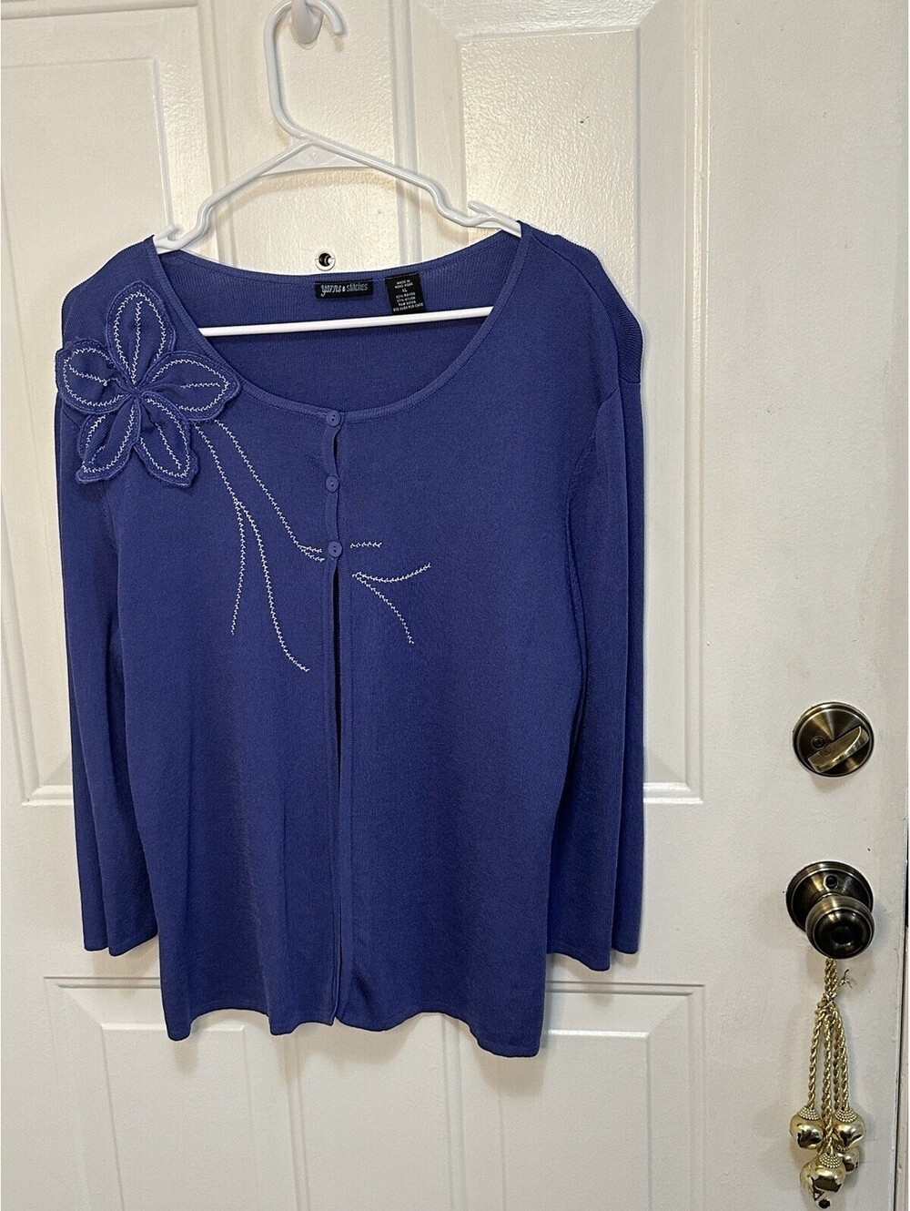 Yarns & Stitches Women's  Vintage Purple Cardigan Floral Applique Size XL